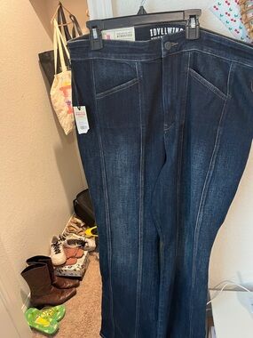 Idyllwind Women’s Boot Cut Jeans in Dark Indigo Blue